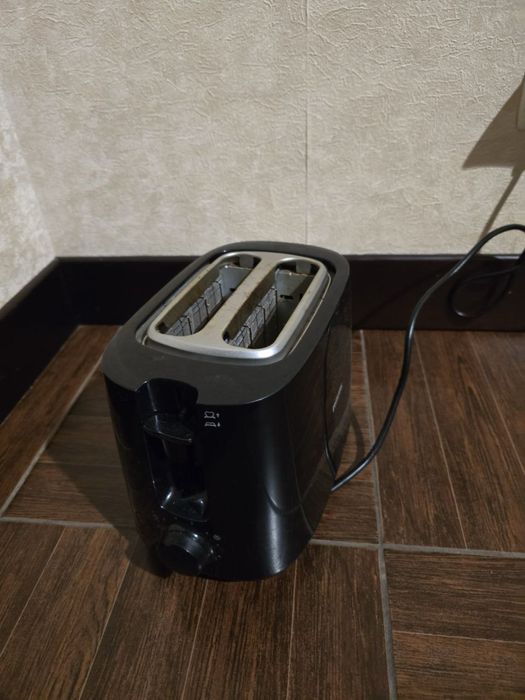 Продам тостер Philips HD2582