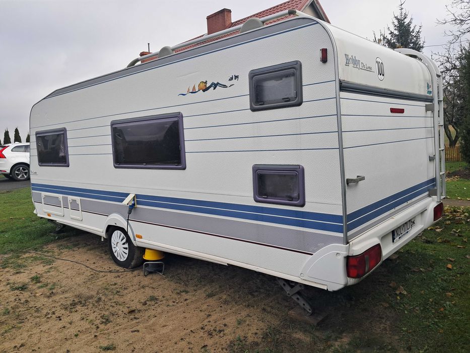 Sprzedam przyczepa Hobby 560 De Luxe , 6 osobowa .