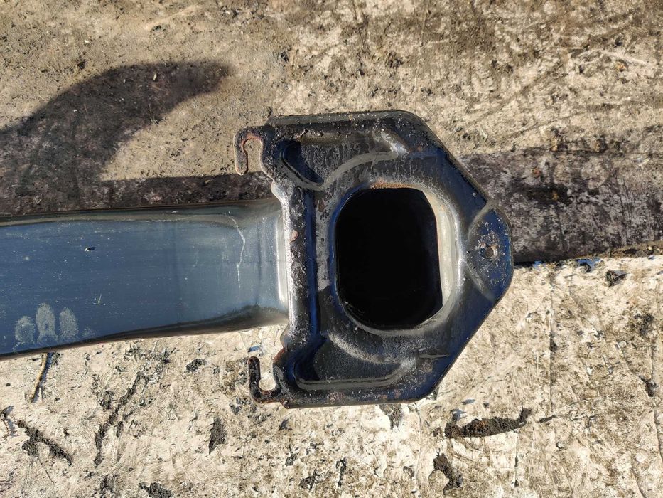 Ford Mondeo MK3 Belka Wzmocnienie Zderzaka Przednia Przód