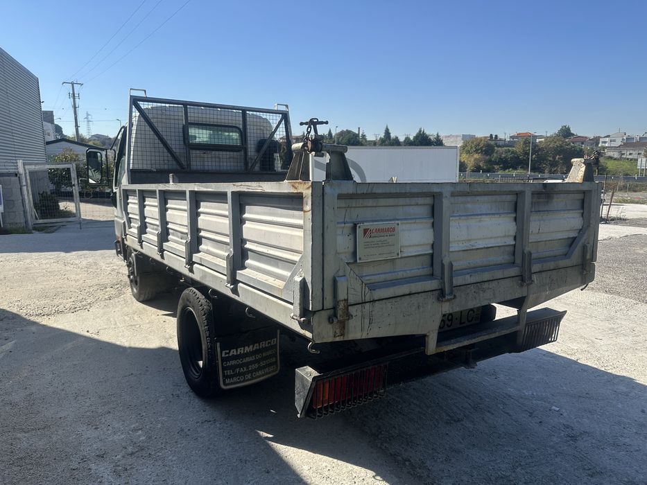 Mitsubishi canter 2.8 de 99 so 90 mil km