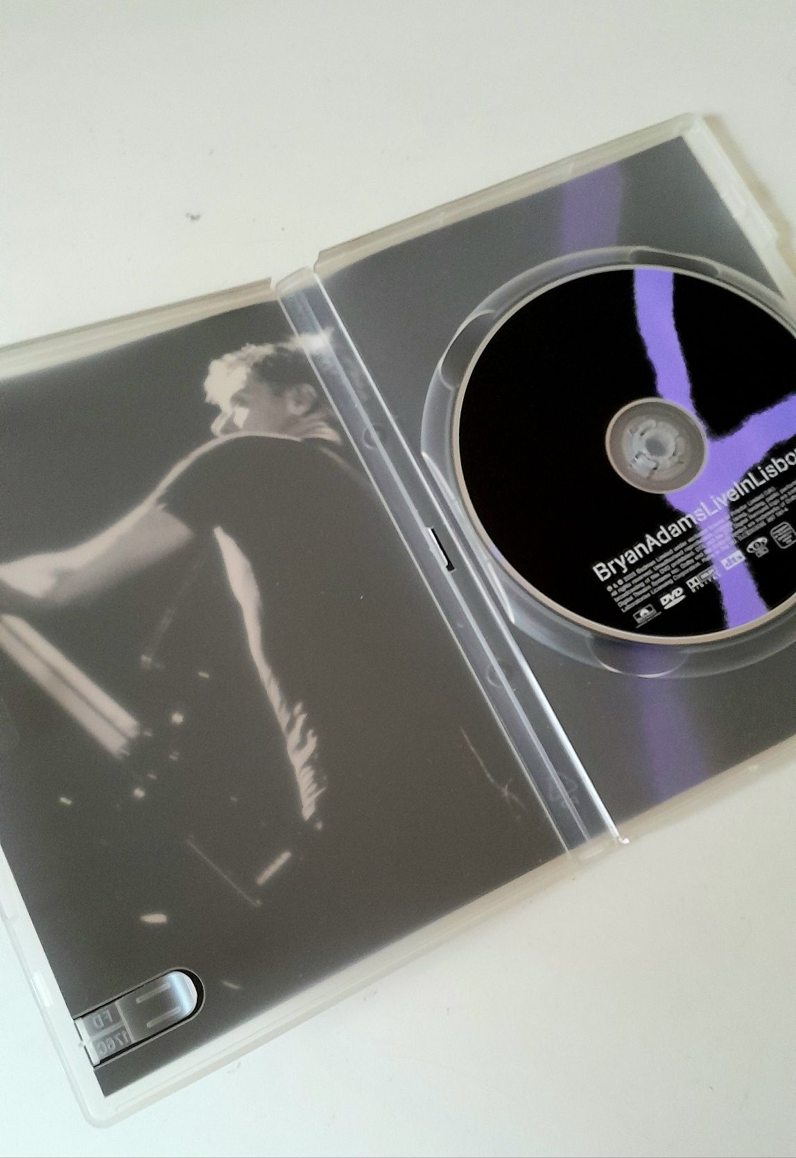 DVD Bryan Adams ao vivo em Lisboa