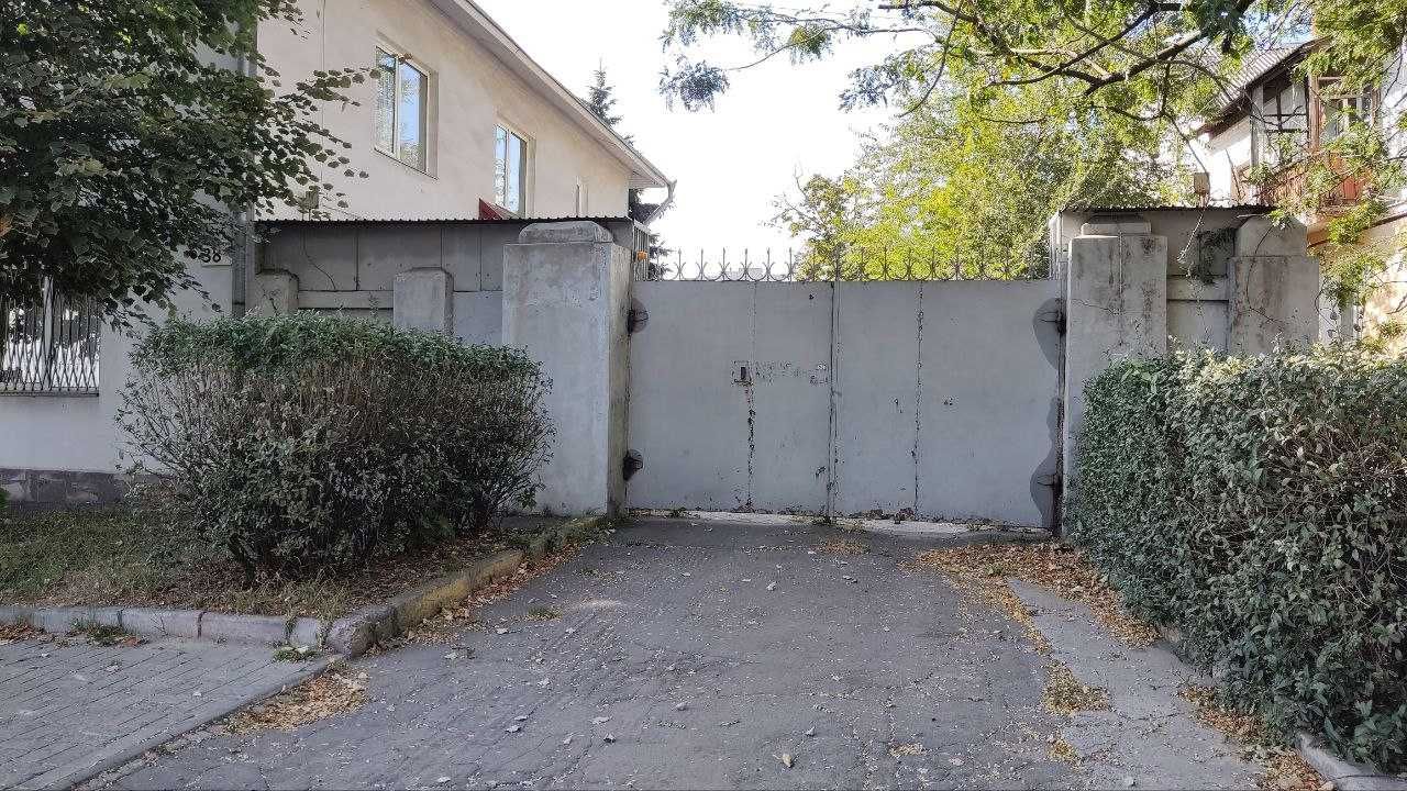 Продаж окремої офісної будівлі пр-т Б. Хмельницького 38а / вул.Титова