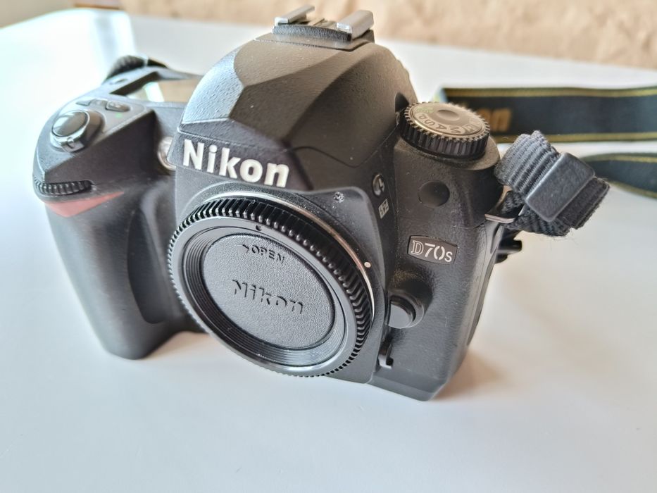 Nikon d70s с сумкой
