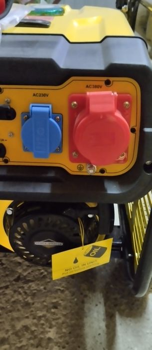 Agregat prądotwórczy Nowy  1 x230v 1x400v 12v