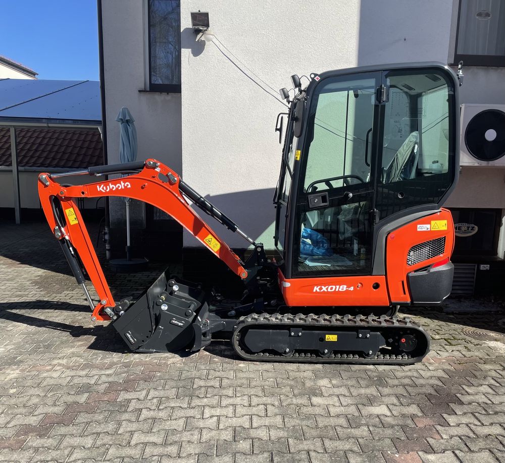 Wynajem nowej minikoparki z operatorem Kubota KX18-4