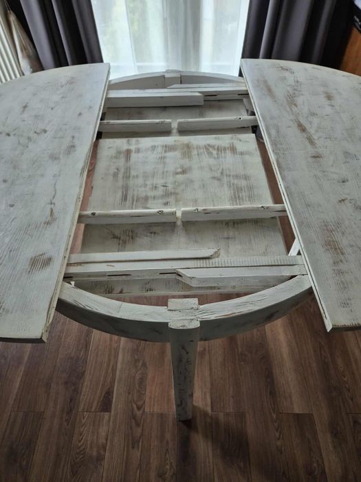 Stól okrągły drewniany