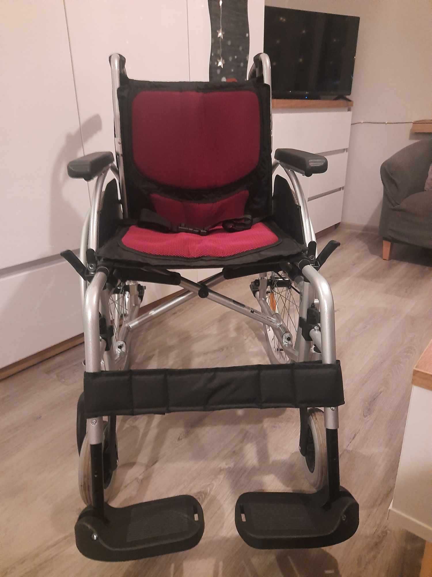Wózek inwalidzki aluminiowy