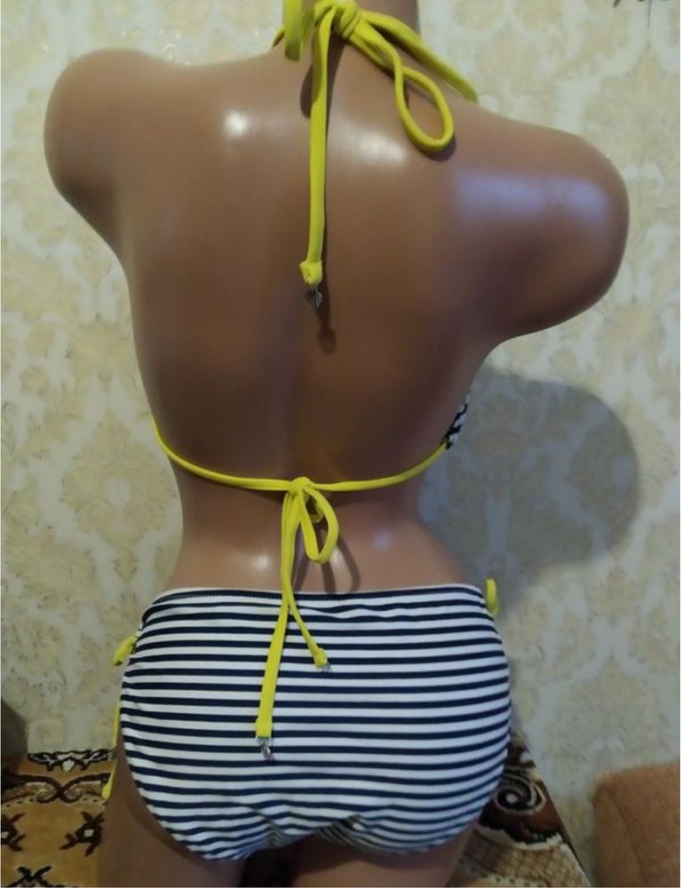 Купальник в полоску
