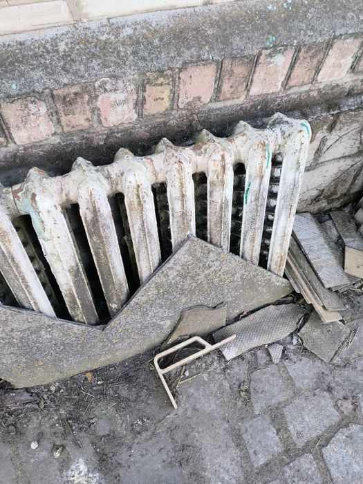 Продам батареї чугуні