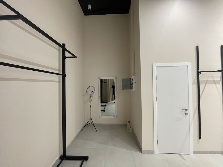 Комерційне приміщення 70 кв.м. Жк «Полісся»