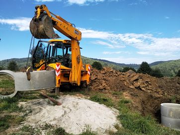 Usługi koparko ładowarka JCB koparka roboty ziemne karczowanie działek