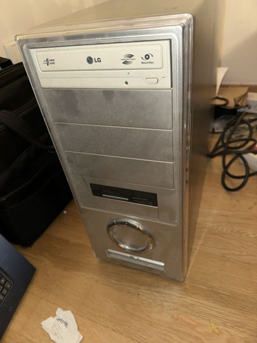 Torre e Portateis - acer aspire 5333 e fujistu amilo para peças