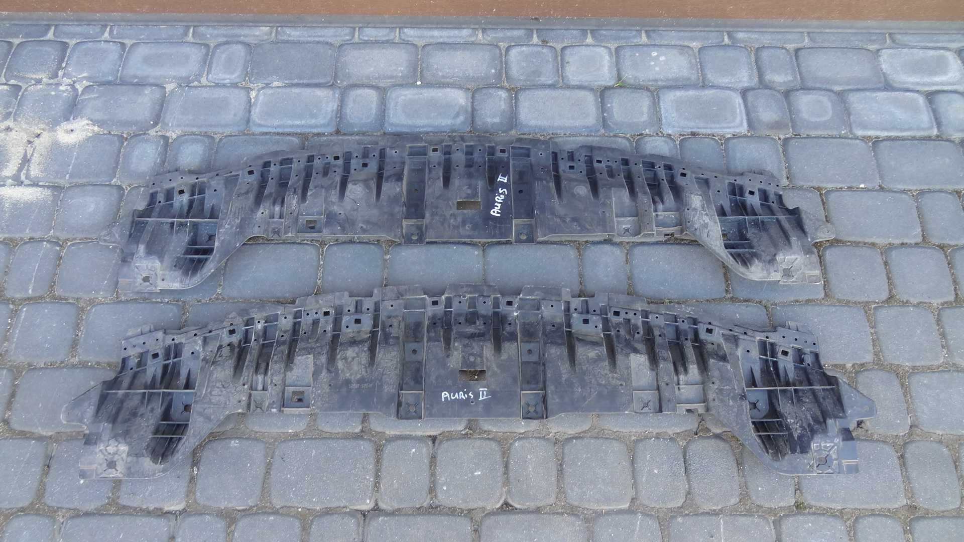 Toyota auris II 12- osłona płyta pod zderzak przód