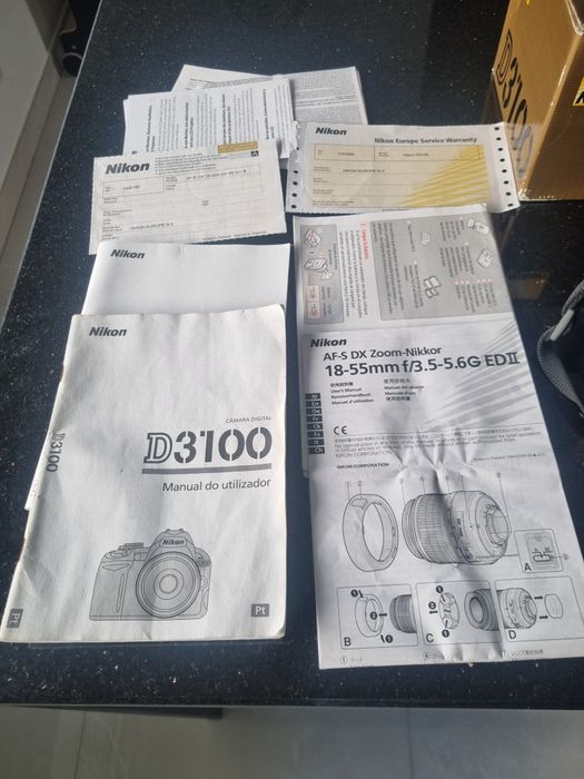 Nikon D3100 + objectiva AF-S DX 18-55mm

Nikon AF-S DX Nikkor 18-55mm