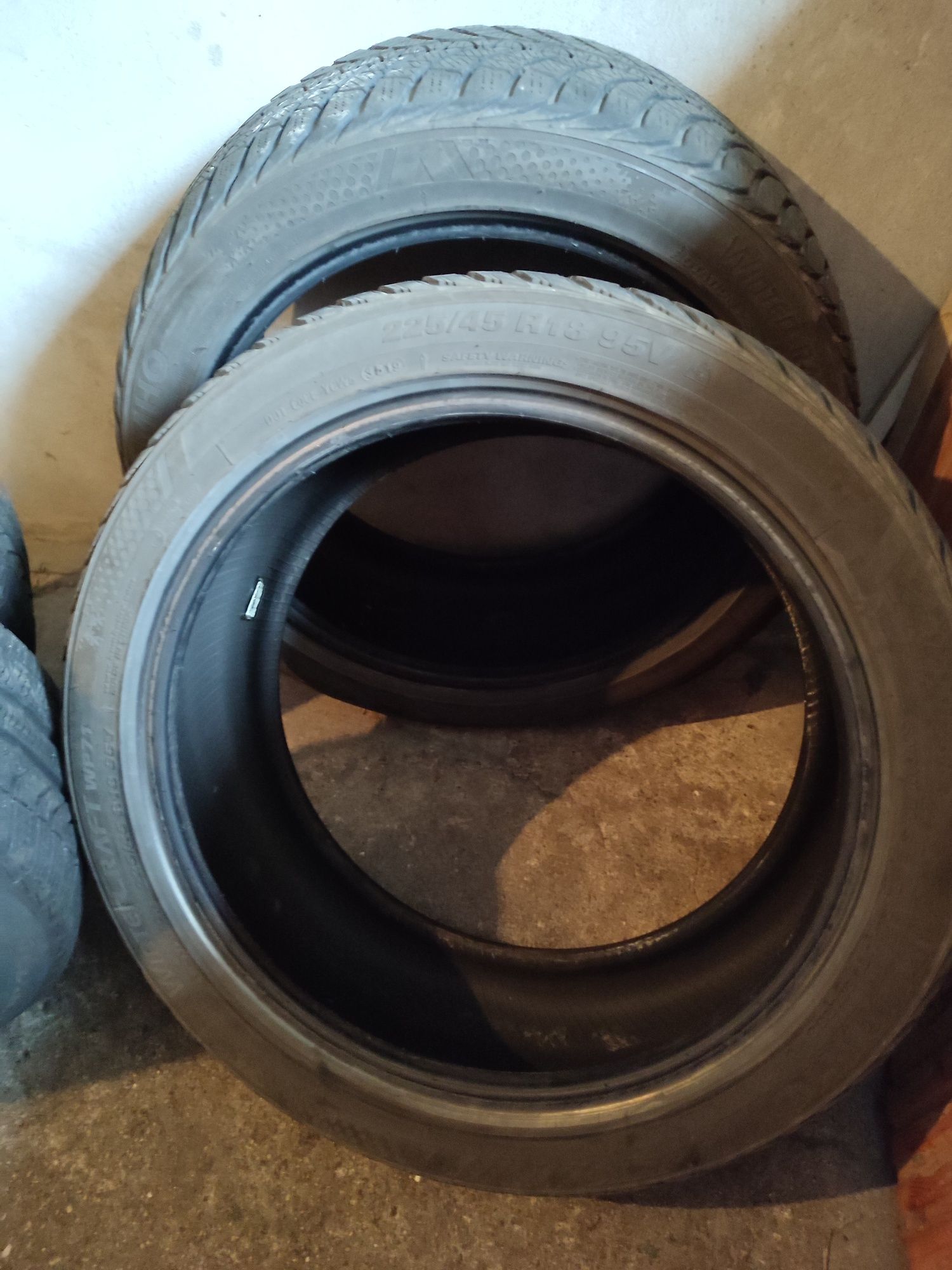 2x Opony Zimowe Kumho Wintercraft 225/45/18 2019r 6,5mm+