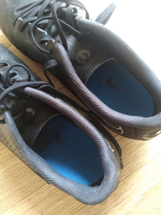Buty, korki piłkarskie Nike Tiempo, 40,5