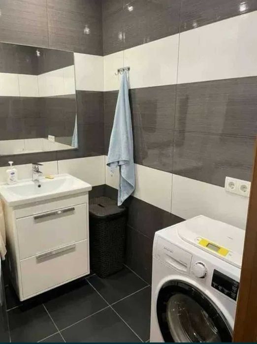 Продаж 2 кімн. квартири, вул. М. Закревського 97 А, ЖК Милославичи