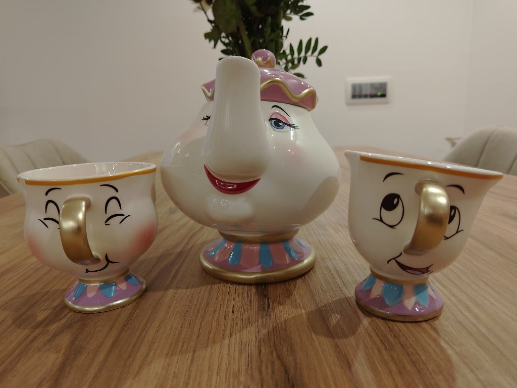 Conjunto de bule com duas chávenas da Bela e o Monstro