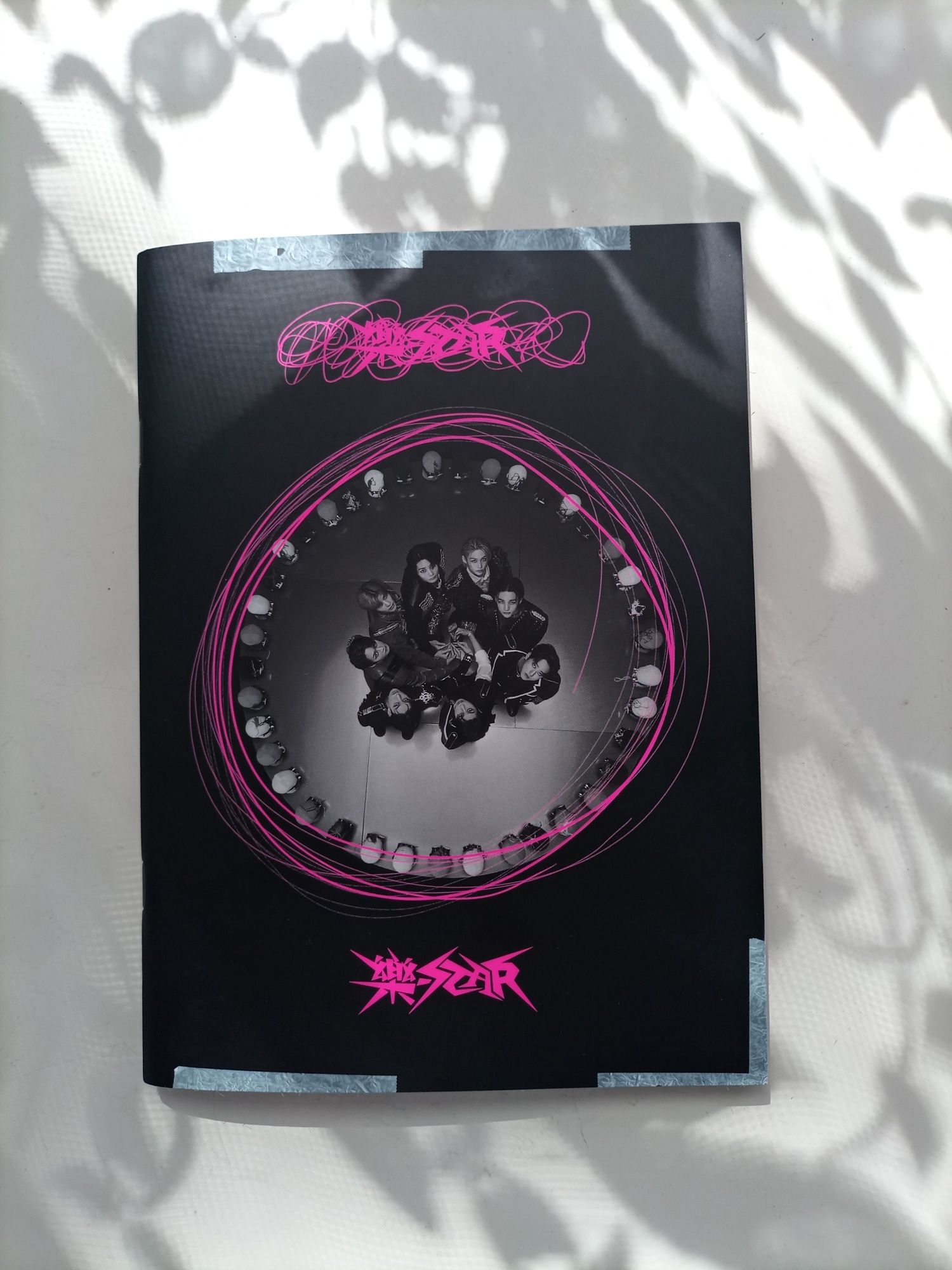 Album rock-star od Stray Kids