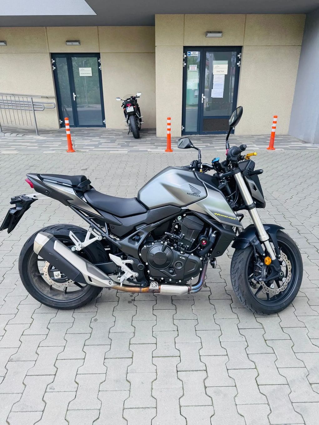 Honda CB Honda CB750 Hornet 2024 – Jak Nowa – Pierwszy Właściciel