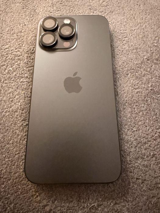 I phone 15 Pro Max Black Titanium 256GB