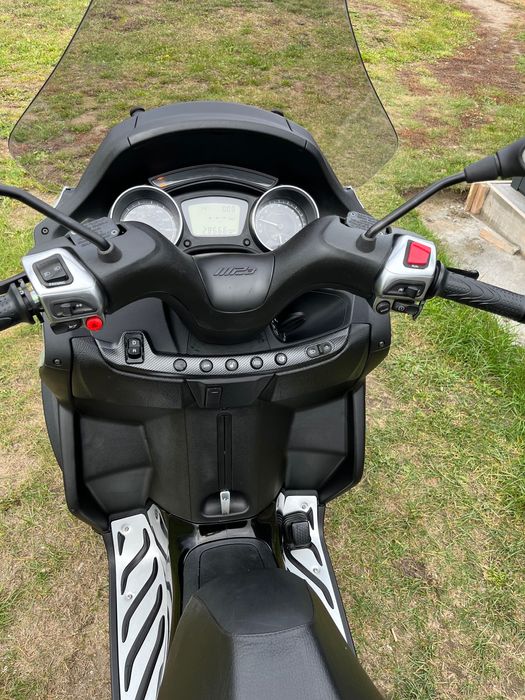 Piaggio MP3 500hpe kąt B