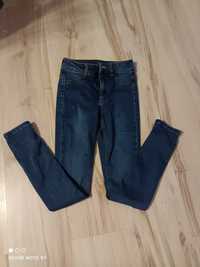 Spodnie jeansowe