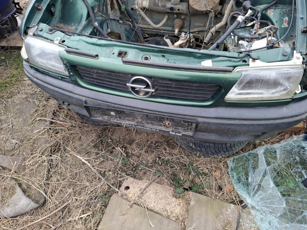 Фари опель астра ф. Оптика opel astra f