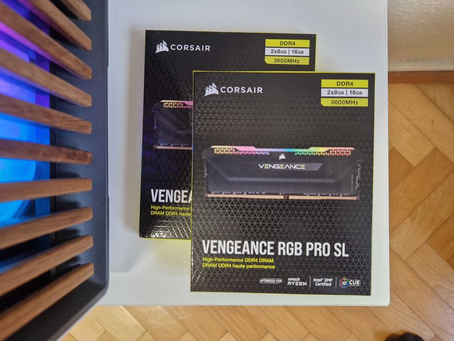 Corsair Vengeance RGB PRO SL 4x8GB | 32GB 3600MHz CL18