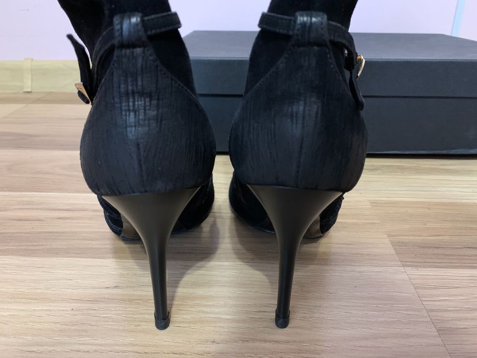 Gerardina di Maggio Италия, р.38, 100% замша/кожа, ботильоны