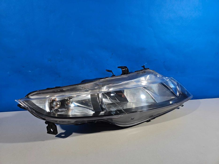 Honda Civic VIII 8 Ufo Lampa Przód Przednia Prawa H1 EUROPA Stan BDB