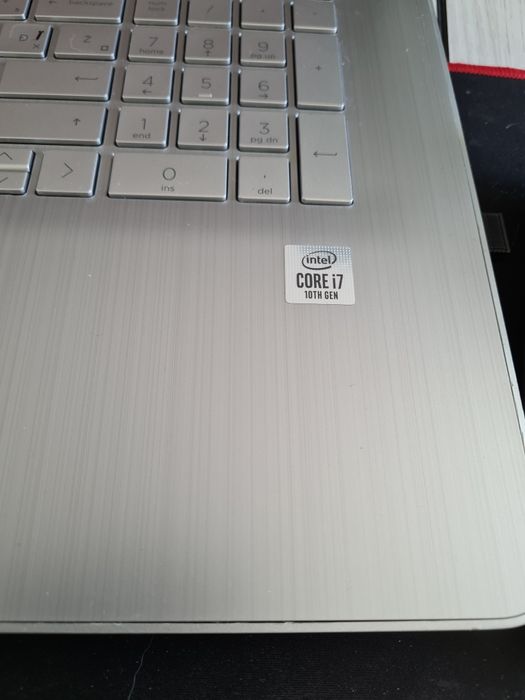 Laptop 17.3 HP 470 G7 i7 10510U 16GB 256GB SSD Radeon 530