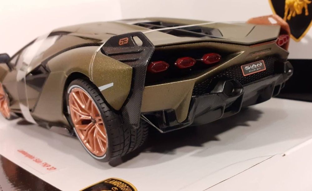 1/18 Lamborghini Sian - Bburago