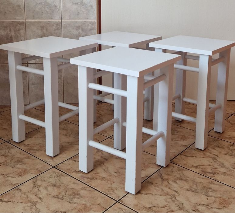Taboret drewniany biały 2szt. Jak nowy