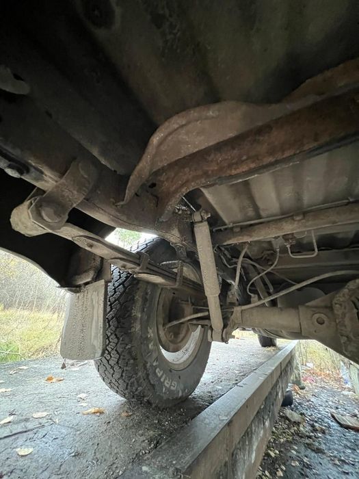 Авто Nissan Navara