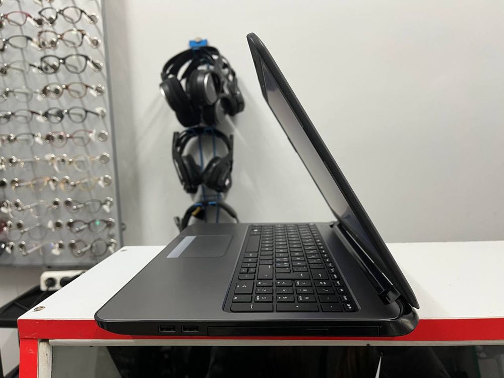 Ноутбук HP 255 G3 AMD E1-6010 Radeon R2
