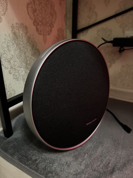 Harman Kardon Onyx Studio 9