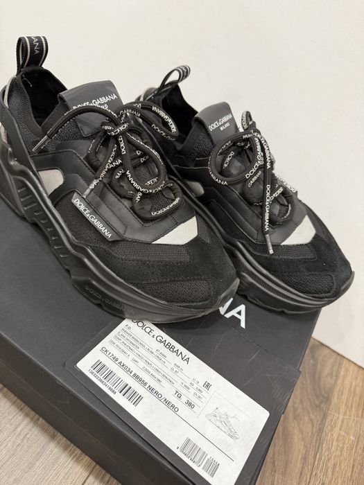 Продам кроссовки Dolce&Gabbana