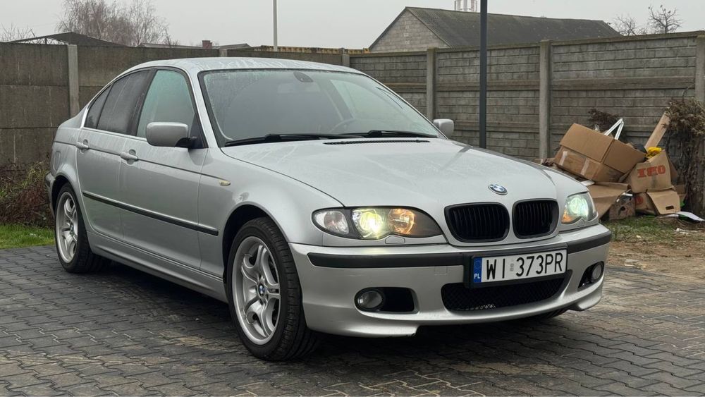 BMW 3 E-46  2.2 Benz  2002