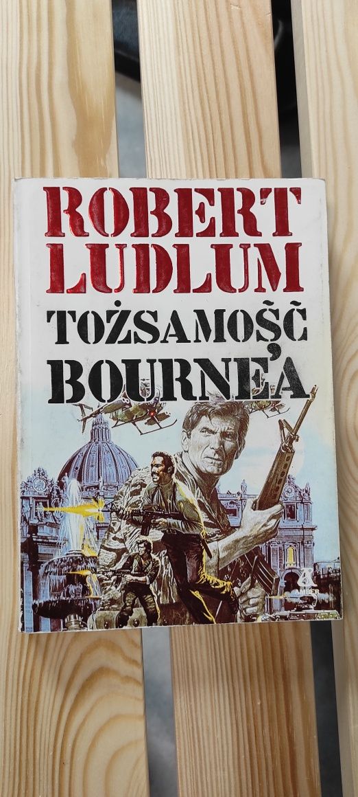Robert Ludlum " Tożsamość Bourne'a "