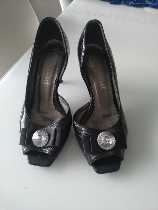 buty damskie czółenka na szpilce skóra naturalna r.35