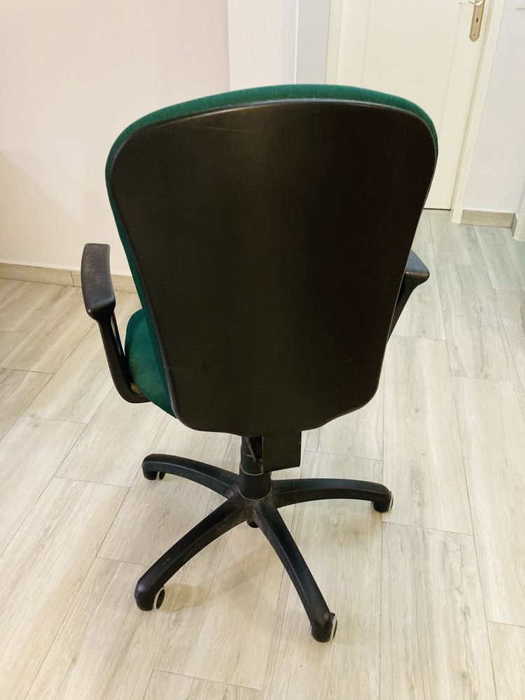 Cadeira escritório verde