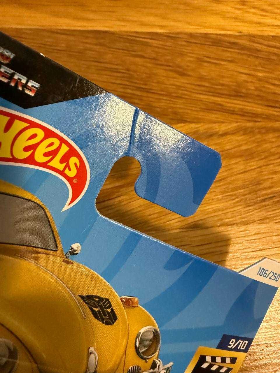 Hot Wheels Bumblebee HTF09 2024