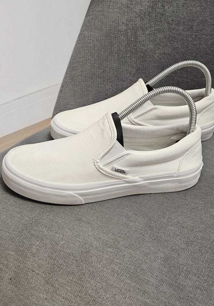 Белые кеды слипоны текстильные Vans, р. 37