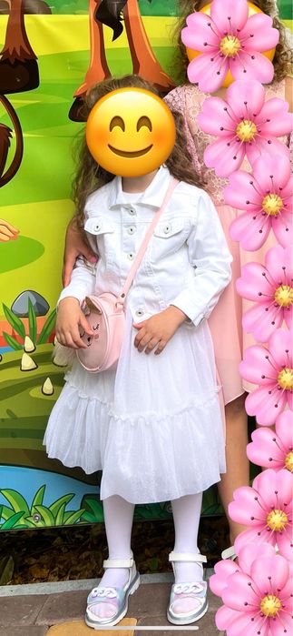 Джинсова курточка 4-5 р.