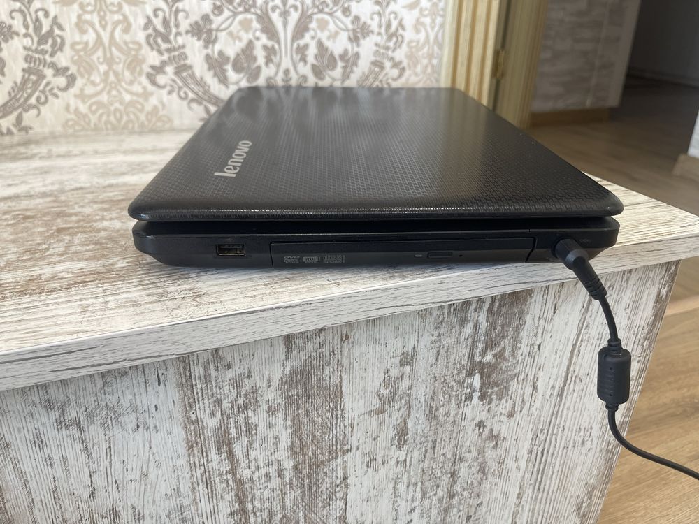 Продам Lenovo G555