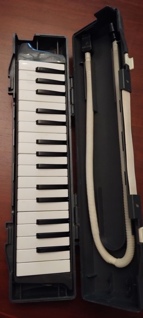 Suzuki Melodion Melodica A-32