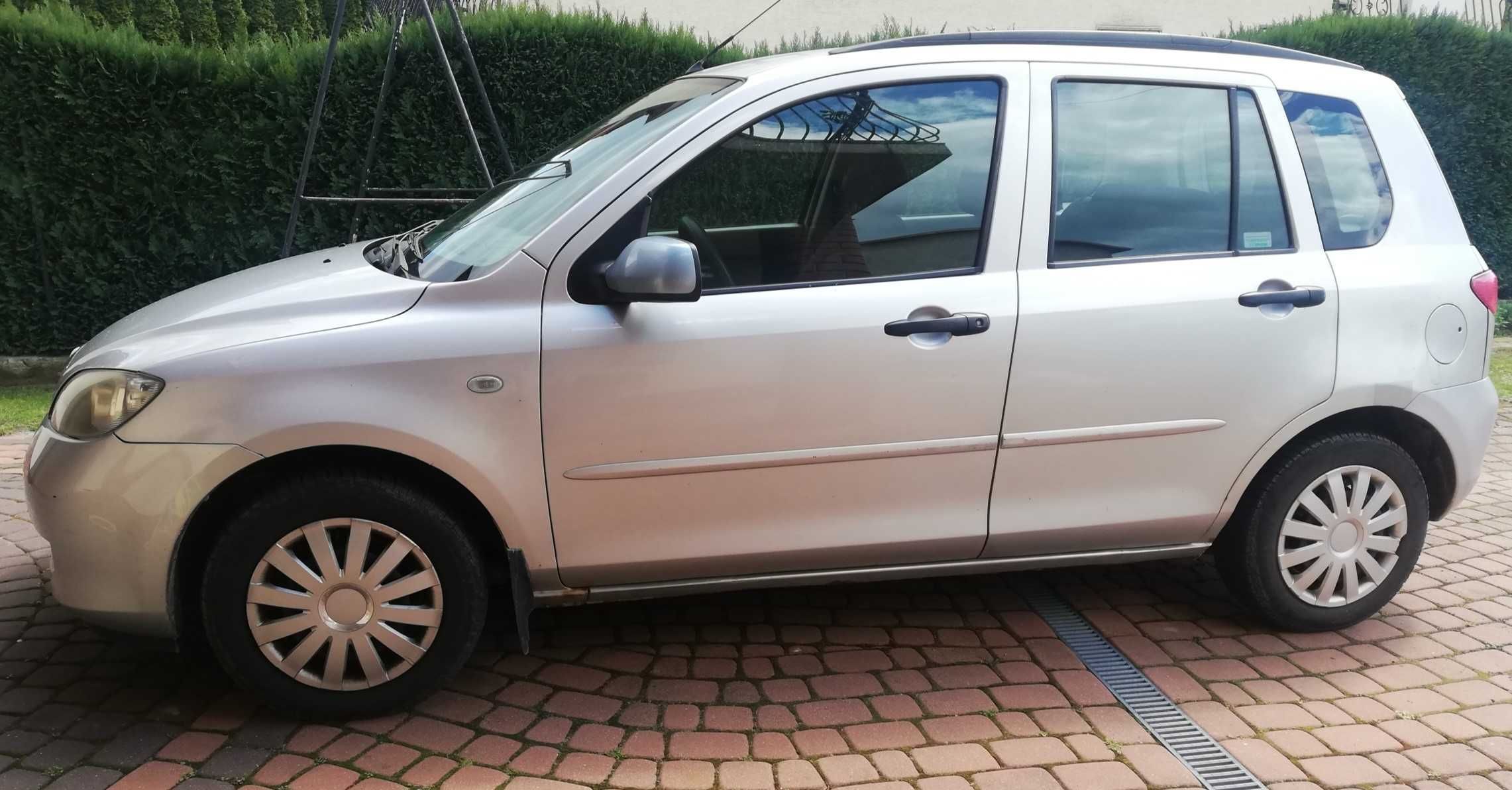 Mazda 2 2004r. benzyna