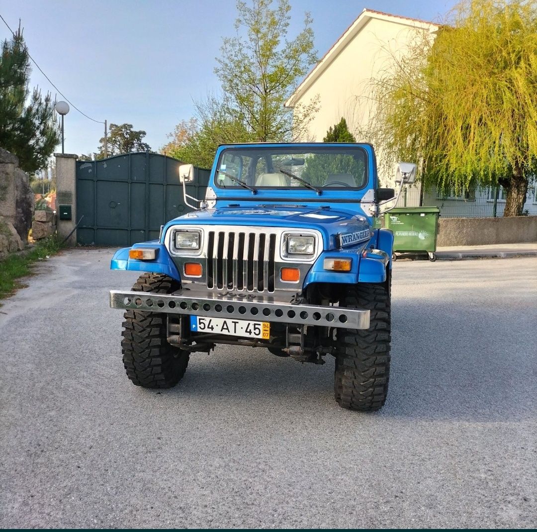 Jeep Wrangler 2.5 só 128000km
