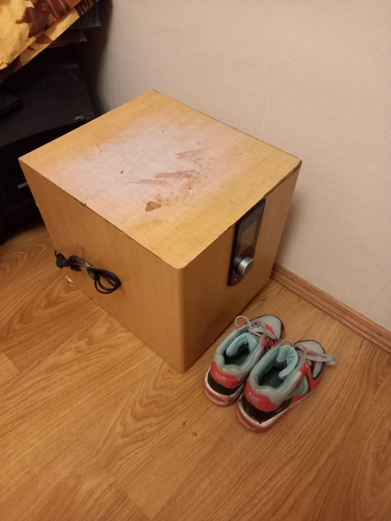 Сабвуфер он же усилитель 385W для системы 5.1